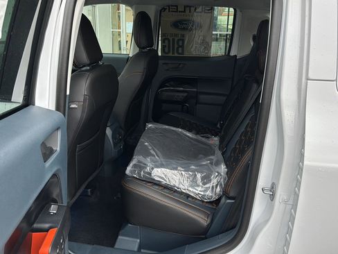 New 2024 Ford Maverick XLT w/ XLT Luxury Package FWD image 13