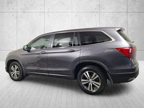 Used 2018 Honda Pilot EX image 7