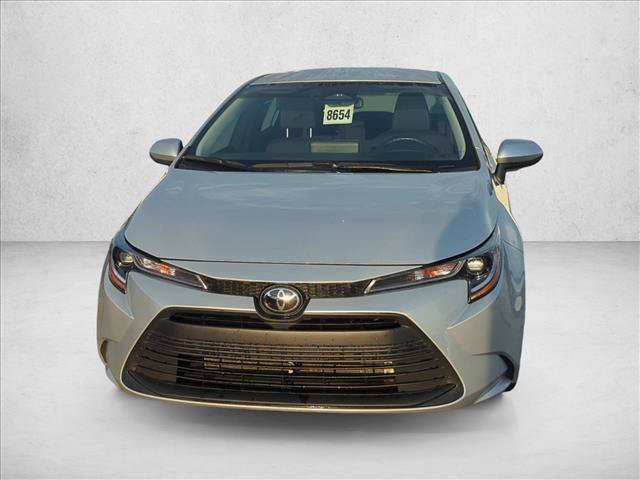 Certified 2025 Toyota Corolla LE FWD image 3