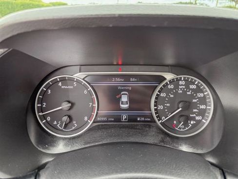 Used 2022 Nissan Sentra SV FWD image 17