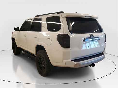 Used 2024 Toyota 4Runner TRD Off-Road Premium image 5