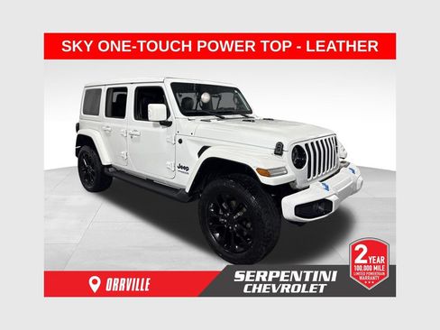 Used 2022 Jeep Wrangler Unlimited Sahara AWD/4WD image 1
