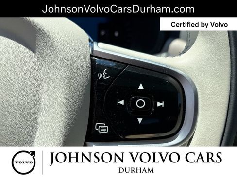 Certified 2025 Volvo V90 B6 Cross Country Plus AWD/4WD image 19