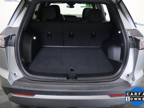 Used 2026 Chevrolet Equinox LT AWD/4WD image 9