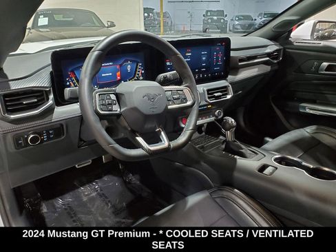 Used 2024 Ford Mustang GT Premium RWD image 7