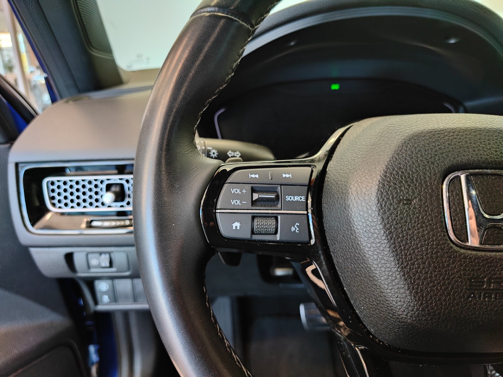 Used 2022 Honda Civic Sport image 11