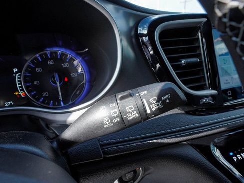 New 2026 Chrysler Pacifica Select image 26