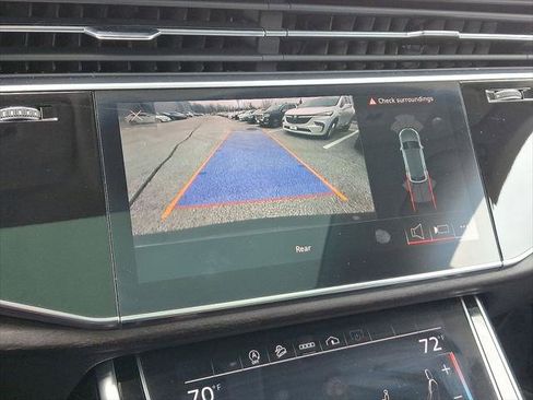Certified 2023 Audi Q8 Premium image 19