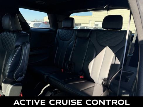 Used 2020 Hyundai Palisade Limited w/ Winter Weather Package image 13