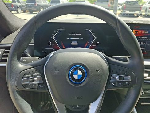 Used 2023 BMW i4 eDrive35 w/ Premium Package RWD image 21
