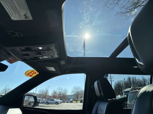 Used 2023 Cadillac Escalade ESV Sport w/ Touring Package image 27