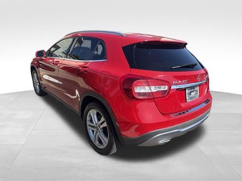 Used 2018 Mercedes-Benz GLA 250 4MATIC image 6