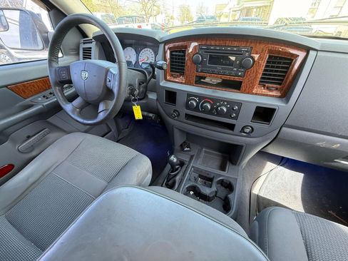 Used 2006 Dodge Ram 3500 Truck SLT w/ Quad Cab Big Horn Value Group image 3