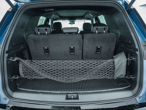 New 2026 Chevrolet Traverse High Country image 12