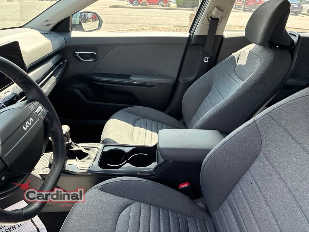 Used 2025 Kia K4 EX FWD image 11