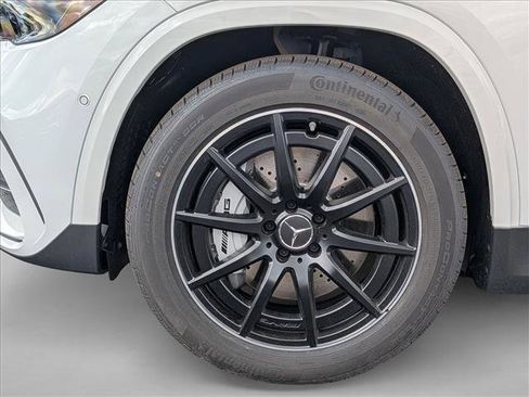 New 2026 Mercedes-Benz GLA 35 AMG 4MATIC image 10