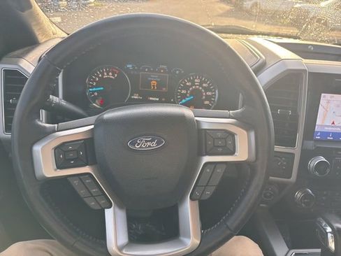 Used 2019 Ford F150 Lariat w/ Equipment Group 502A Luxury image 32