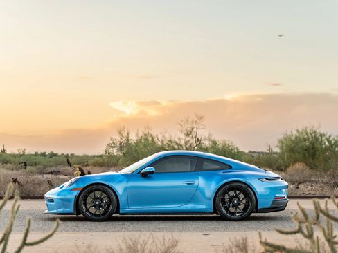 Used 2024 Porsche 911 GT3 RWD image 5