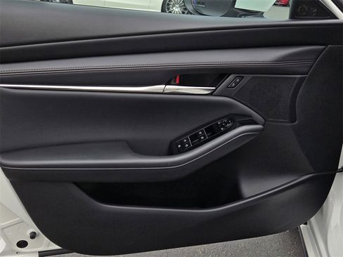 Certified 2025 MAZDA MAZDA3 s image 10