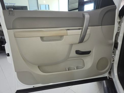 Used 2012 Chevrolet Silverado 2500 W/T RWD image 17