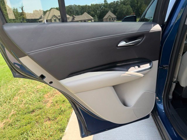 Used 2019 Cadillac XT4 Premium Luxury FWD image 12