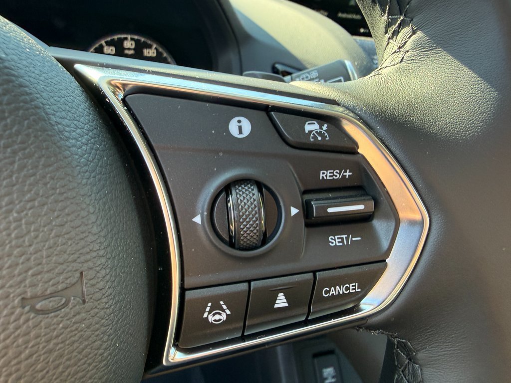 Used 2025 Acura RDX w/ Technology Package AWD/4WD image 24