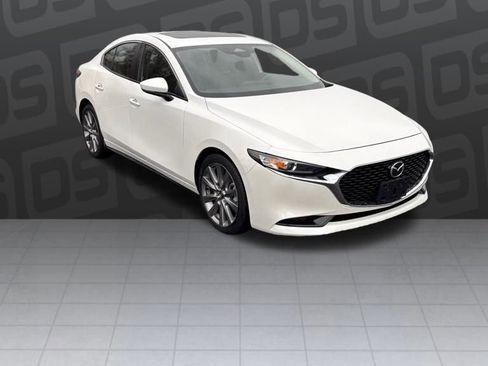 Used 2024 MAZDA MAZDA3 s image 7