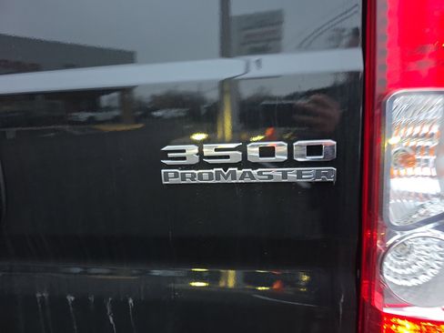 New 2026 RAM ProMaster 3500 w/ Premium Convenience Group image 28