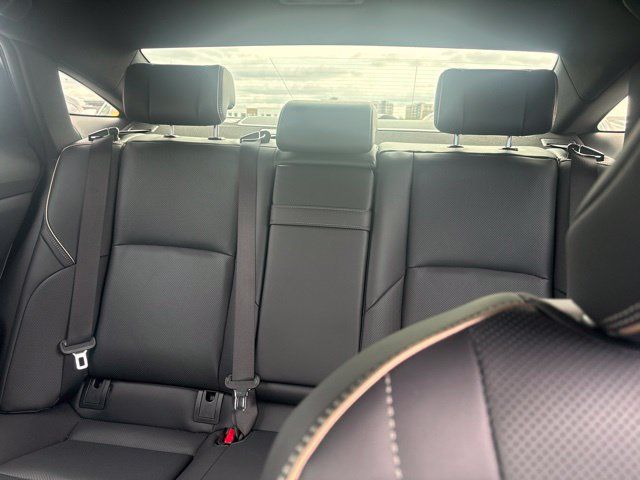 Used 2026 Toyota Crown Platinum AWD/4WD image 4
