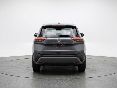 Used 2025 Nissan Rogue SV image 7