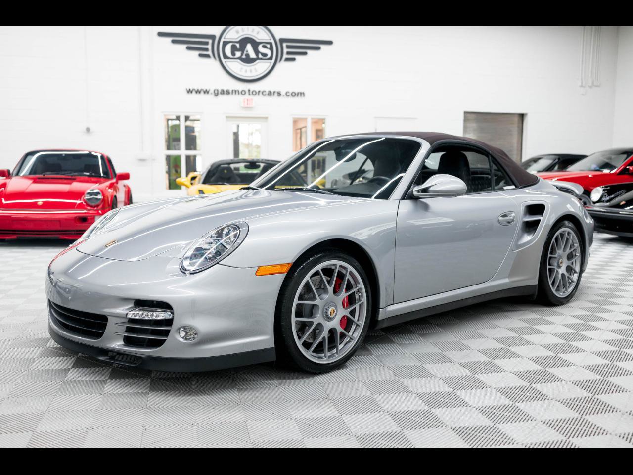Used 2010 Porsche 911 Turbo AWD/4WD image 3