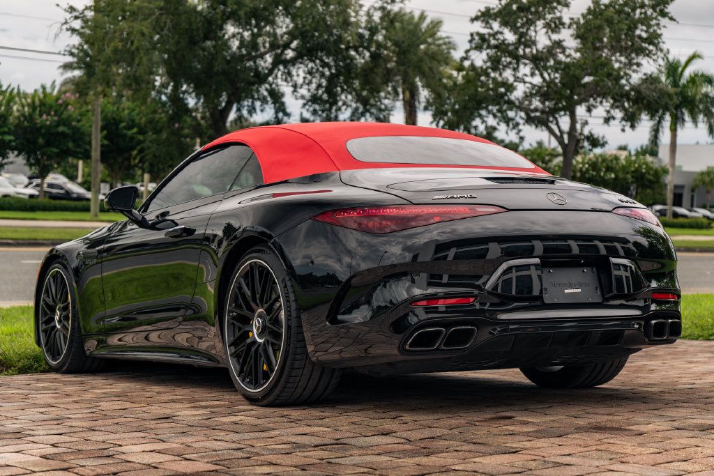 Used 2023 Mercedes-Benz SL 63 AMG 4MATIC image 3
