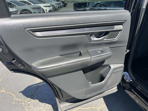Used 2025 Honda CR-V Sport image 19