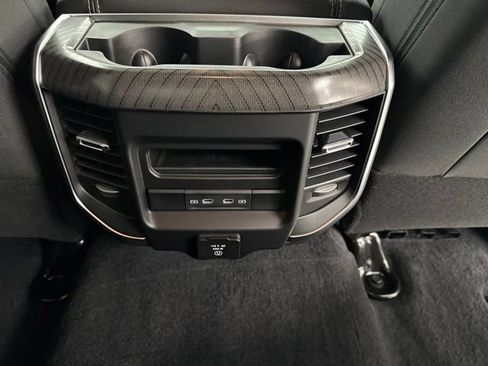 New 2026 RAM 3500 Big Horn AWD/4WD image 31