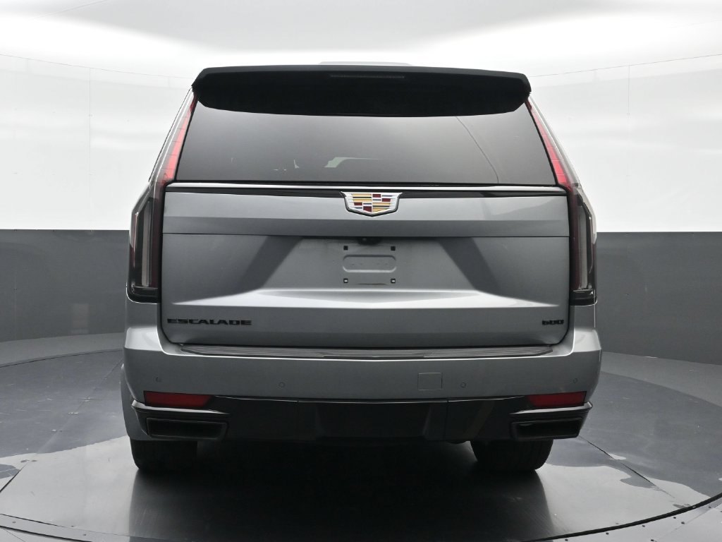 Used 2023 Cadillac Escalade ESV Sport w/ LPO, ONYX Package AWD/4WD image 7