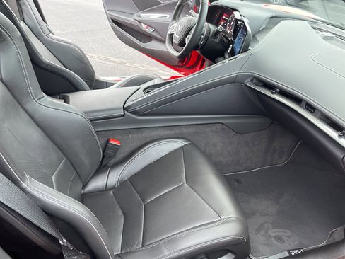 Certified 2025 Chevrolet Corvette Stingray Coupe w/ 1LT image 23