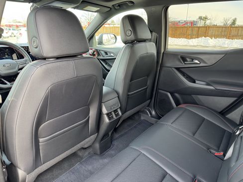 Used 2025 Chevrolet Equinox RS w/ Convenience Package III image 34