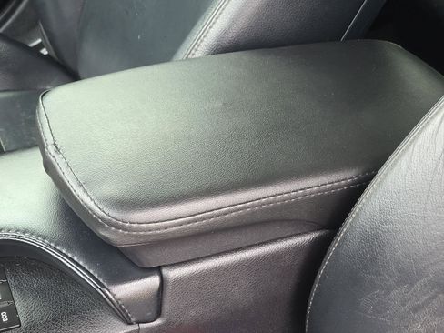 Used 2018 Toyota Avalon XLE image 37