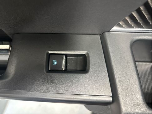 Used 2025 Ford F150 Raptor AWD/4WD image 34