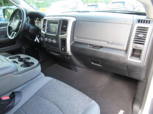 Used 2016 RAM 1500 Big Horn RWD image 13