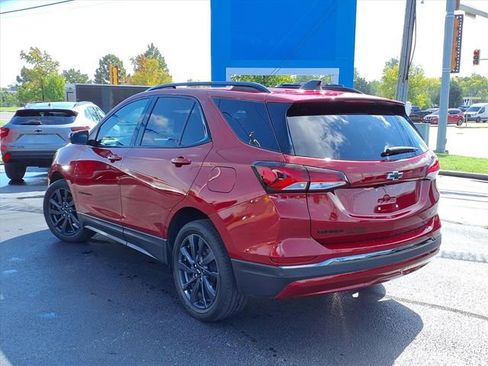 Used 2022 Chevrolet Equinox RS w/ Infotainment Package image 4