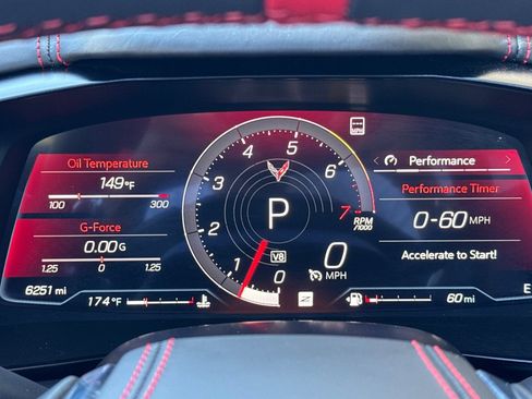 Used 2023 Chevrolet Corvette Stingray Premium Conv w/ Z51 Performance Package RWD image 2