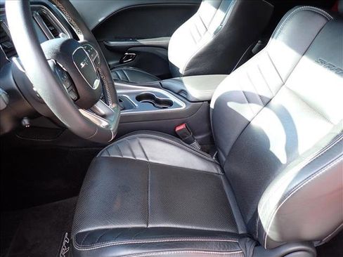 Used 2016 Dodge Challenger SRT Hellcat RWD image 9