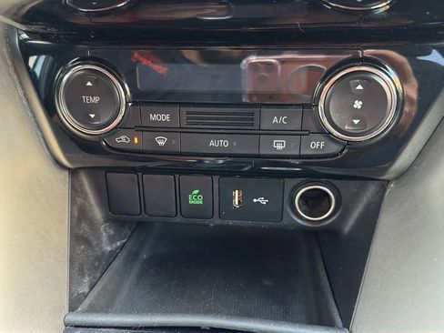 Used 2018 Mitsubishi Eclipse Cross ES AWD/4WD image 19