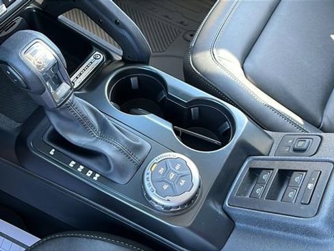 New 2026 Ford Bronco Badlands AWD/4WD image 25