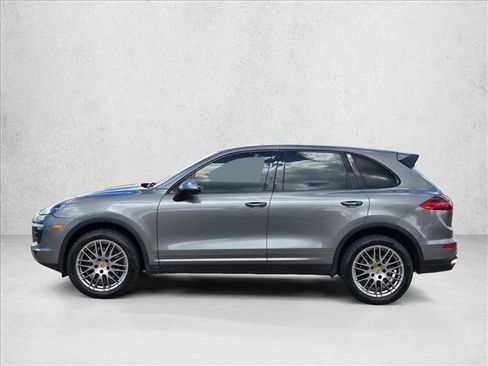 Used 2016 Porsche Cayenne AWD/4WD image 8