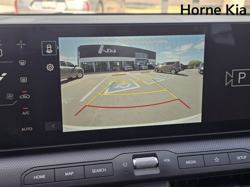 New 2025 Kia K4 GT-Line image 14