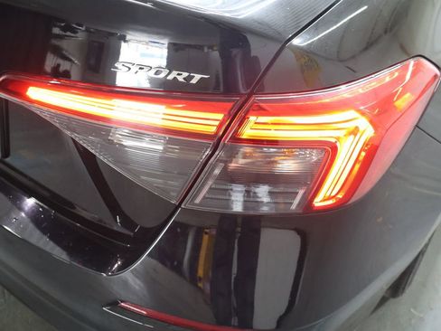 Used 2024 Honda Civic Sport image 28