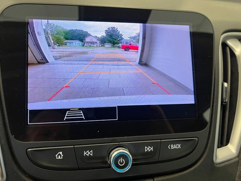 Used 2023 Chevrolet Malibu LT image 46