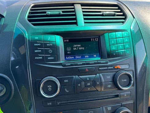 Used 2016 Ford Explorer FWD image 19
